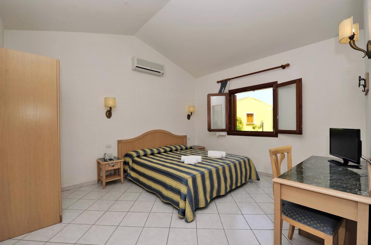 Hotel Cala Mirto Budoni Exterior photo