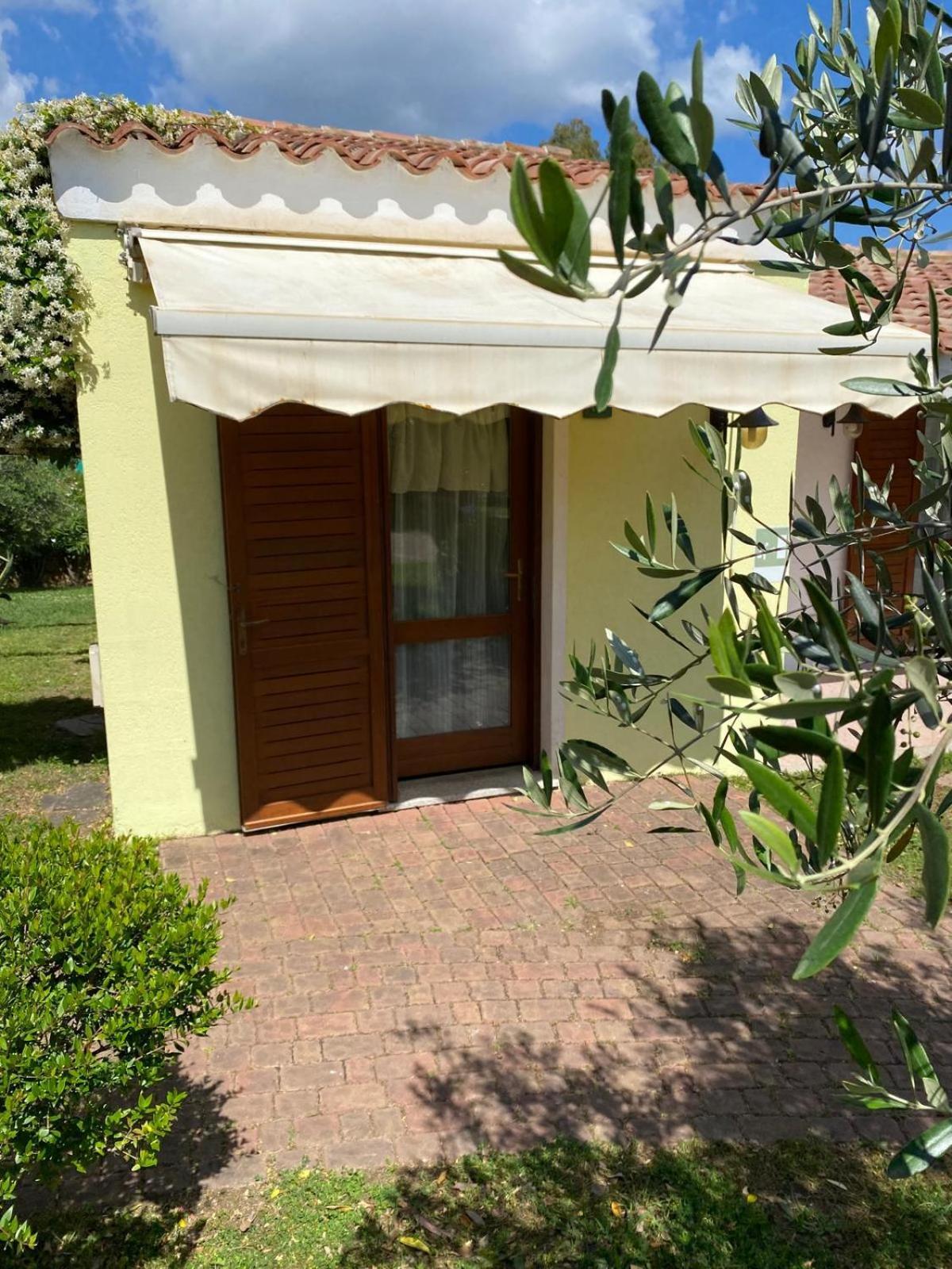 Hotel Cala Mirto Budoni Exterior photo